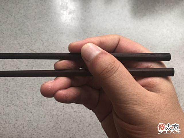 【爱历史】老人说:“手握筷子头,夫妻不到头”,啥意思?古人的经验之谈