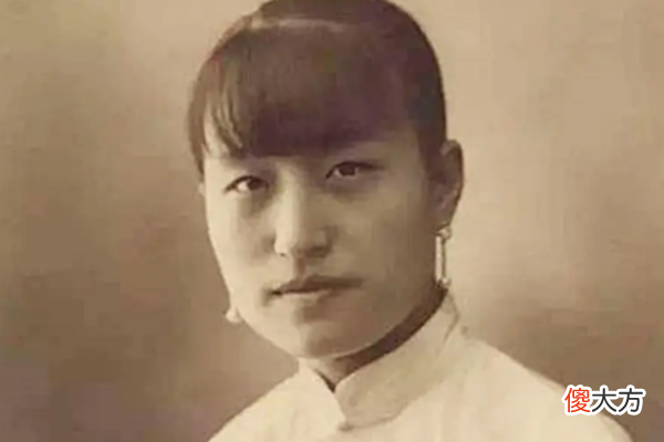 【爱历史】蒋介石养女蒋瑶光：从弃婴到蒋家公主，两任丈夫真实身份差异巨大
