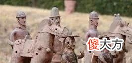 【历史故事】日本最大皇陵被风吹开，里面竟私藏中国文物，谁曾想墓主人是中国人