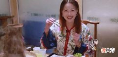 【时尚一点】哪里有五十多岁的老少女，周海媚脸上p的没有皱纹，难以遮住衰老