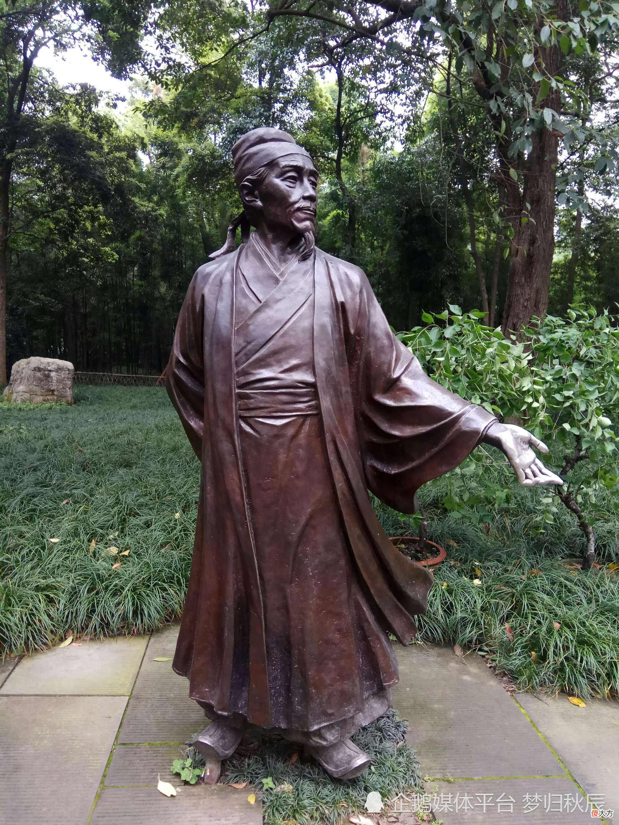 【爱历史】乱世里流亡的诗人：用最华丽的辞藻写最悲哀的诗，终究是客死他乡