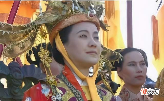 【历史故事】马皇后出殡时遇暴雨，朱元璋想让众人陪葬，和尚一句话救千人性命