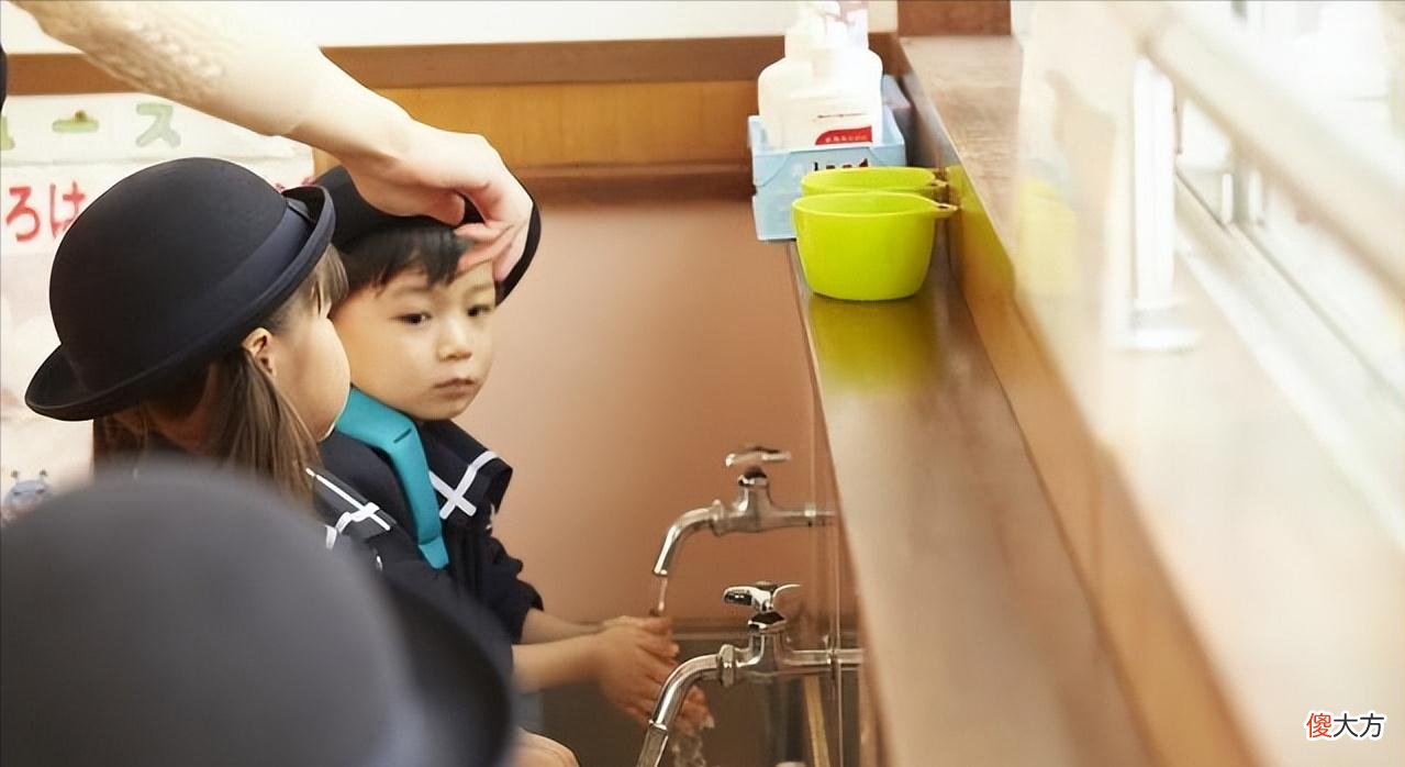 把29个月的宝宝送入幼儿园，太后悔了，给家长们提个醒