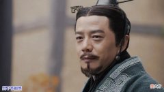 【历史故事】吕不韦帮助嬴异人成为秦王，对秦始皇一家有恩，为何秦始皇最后要逼死吕不韦