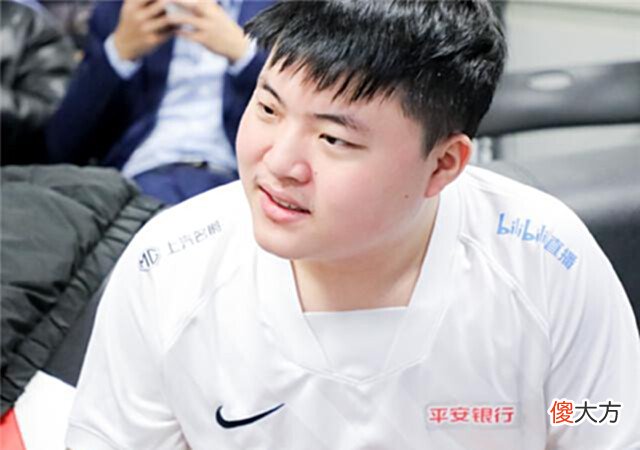 【游戏迷】乌兹自认已经老了,曾经的对手为gala欢呼:他才是“世一下”吧?