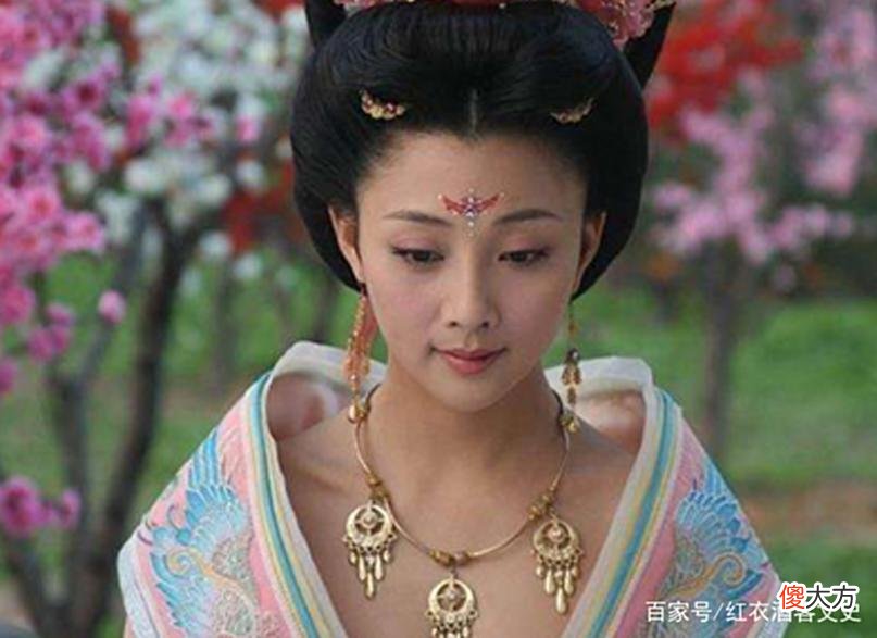 【爱历史】杨玉环为什么会被唐玄宗惦记，她真的胖吗？身材比例好到让你羡慕