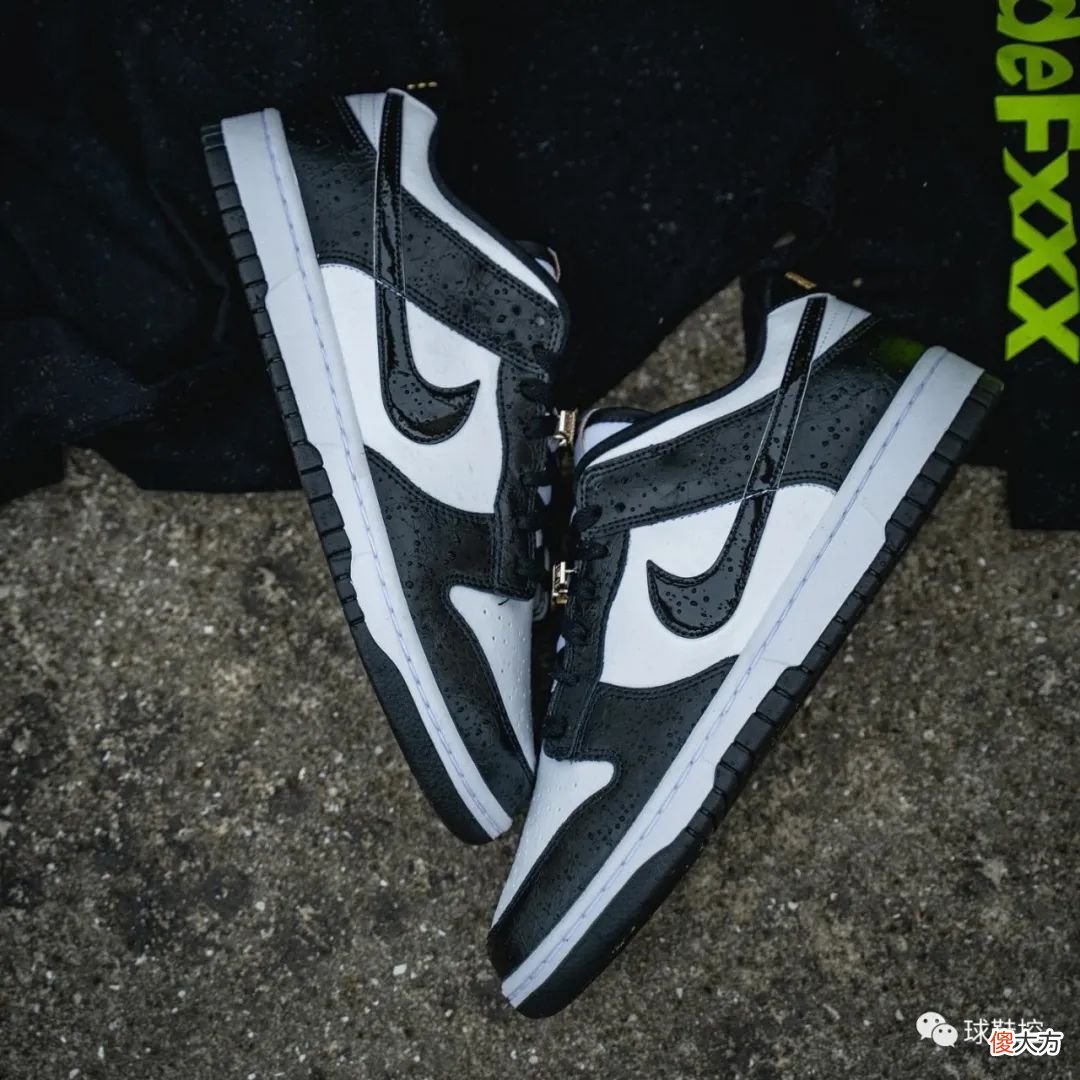 【时尚一点】Supreme 平替？熊猫进阶版 Nike Dunk 再曝光＆BAPE 极简黑白系列官宣定档！