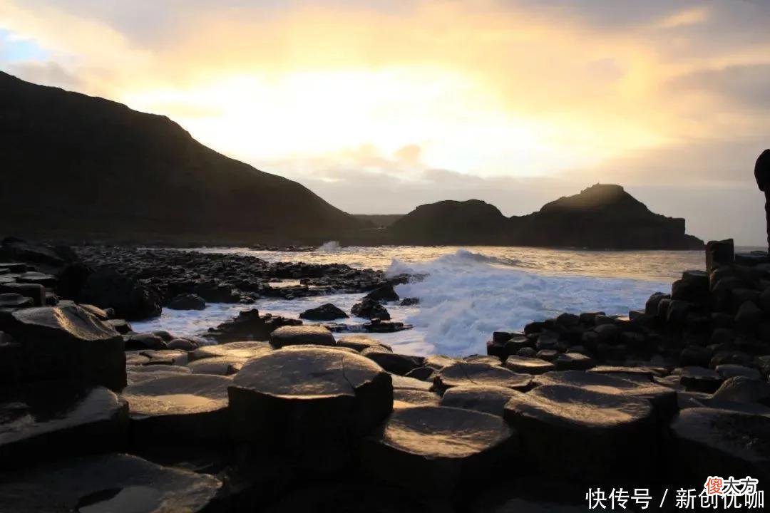 【十二星座】2022年，喜从天降，命好福旺，否极泰来，一顺百顺赚大钱的生肖