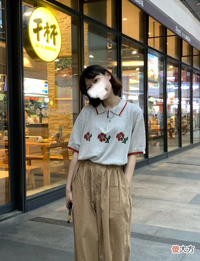 【就爱时尚】印花t恤搭配印花t恤的搭配，夏季时尚魅力girl