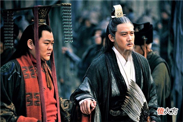 【历史故事】扶不起的阿斗，后期没有了诸葛亮的辅佐，为何依然能够稳坐皇位？