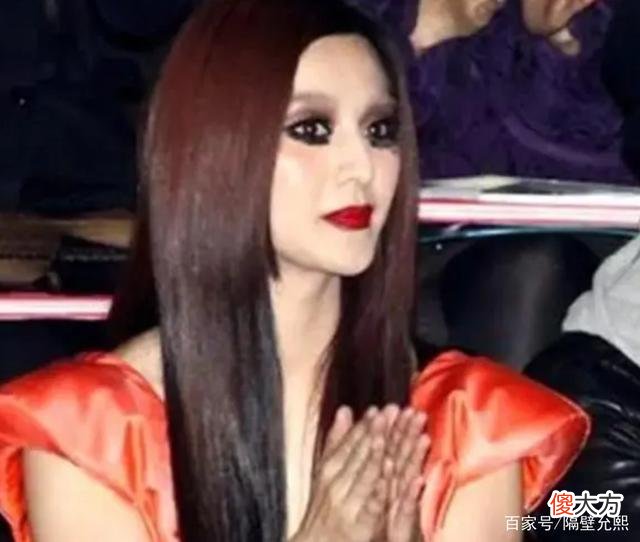 【时尚一点】粉底刷代替美妆蛋，不仅会毁掉整个妆容，还会毁脸