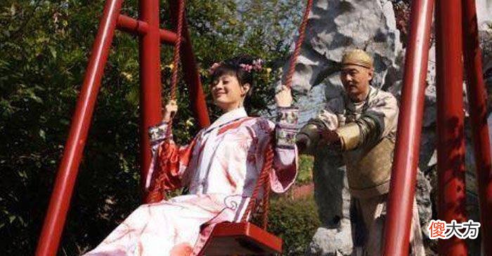 【爱历史】甄嬛传：雍正死前，在甄嬛头上摸到了什么