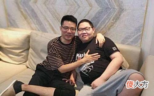 【游戏迷】随手一充就是别人一年的工资，主播界的氪金神豪——pdd