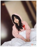 【就爱时尚】谭松韵私服照片发布，矮个子的女性看起来很清爽美丽