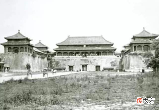 【爱历史】慈禧出逃紫禁城后，日本人拍下当时的照片，看完让人难以置信