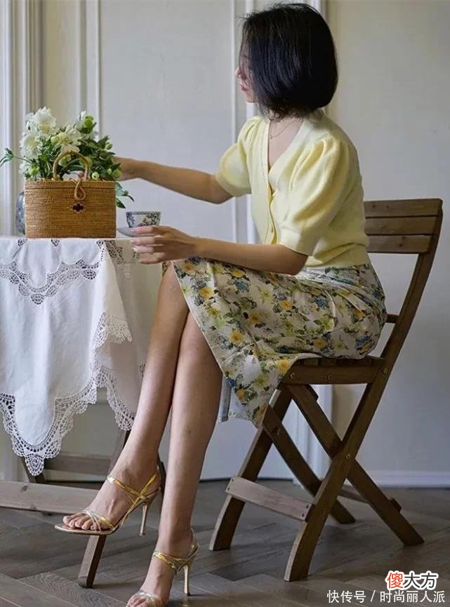 【时尚一点】初夏这几款时尚单品超好用！轻松打造清凉休闲效果，尽情秀出身材