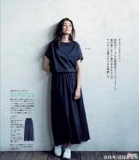 【就爱时尚】40+女人这样穿更优雅！普通款式巧妙搭配，轻松提升气质与时尚感