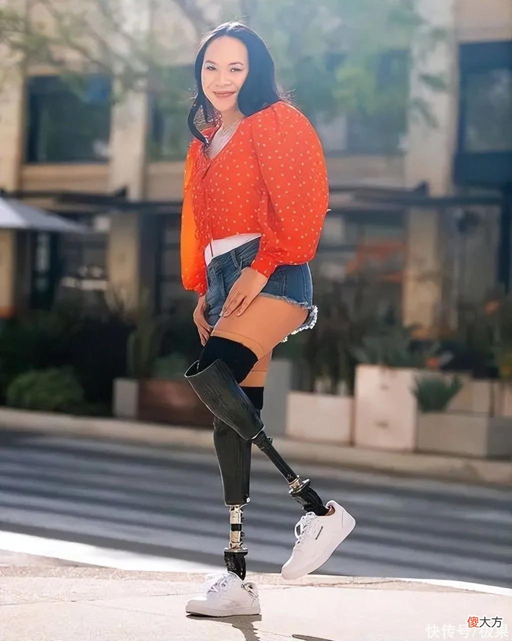【时尚一点】全球最舒服的运动鞋诞生！快穿快脱，自适应脚型，还能单买一只