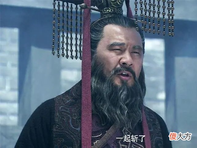 【历史故事】曹操在赤壁之战前杀死华佗，绝非是因为多疑，而是为了“杀鸡儆猴”，华佗只是顺带的，真正的“鸡”是孔融，