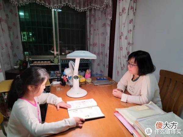 【时尚一点】护目灯都这么卷了吗？不好意思，我只认爱德华