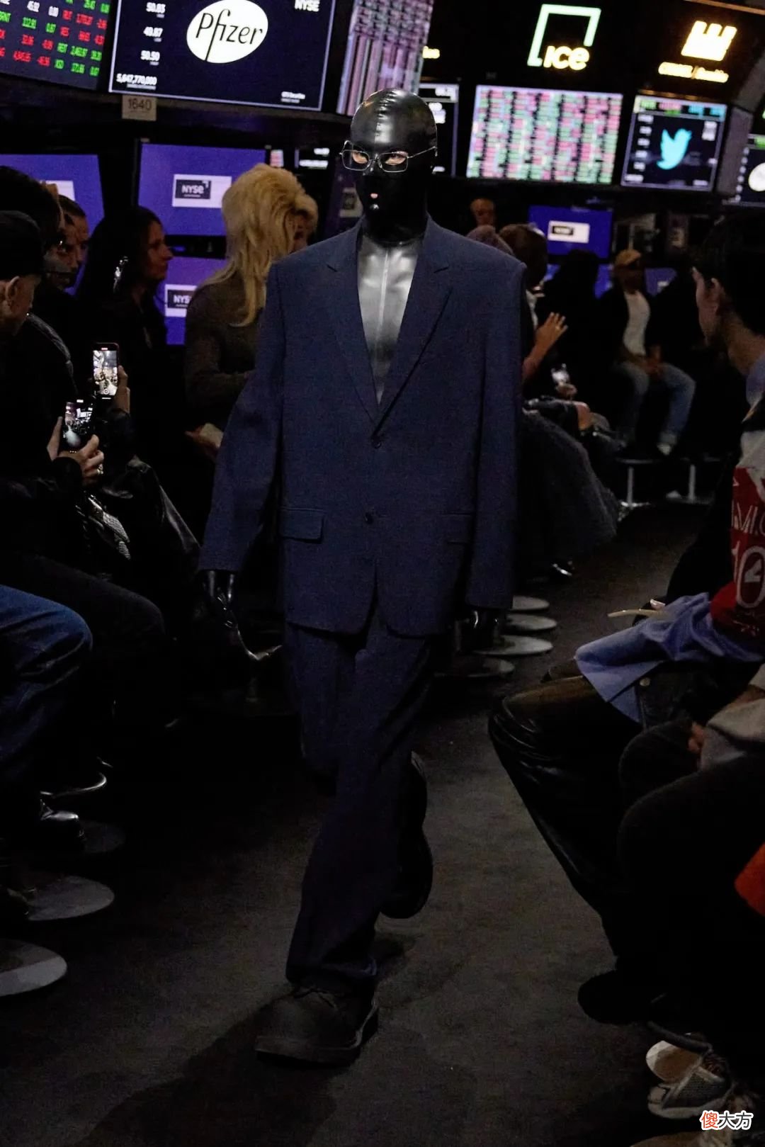 【时尚一点】adidas 联名作，并非 Balenciaga 2023 春季秀场的唯一亮点