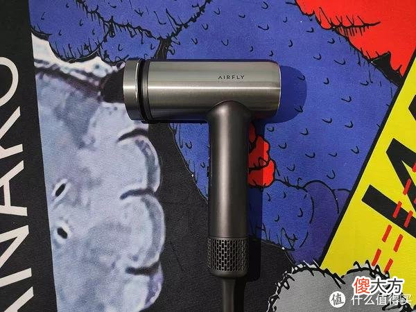 【就爱时尚】从几十块到几千块，这些吹风机有什么区别？有必要买贵的吗？
