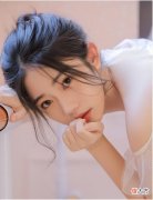 【时尚一点】“底妆”有多重要？看完明星的“底妆翻车”现场，我才恍然明白