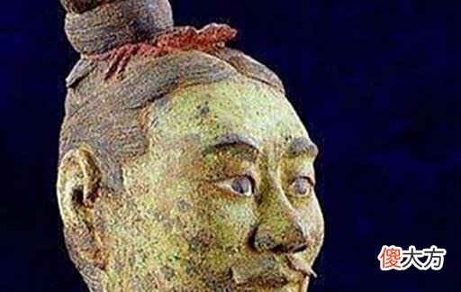 【爱历史】兵马俑中有一个很特别，现在已经不被展出，专家也解释不清