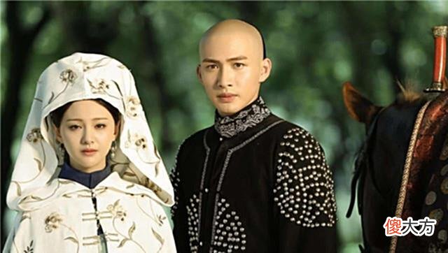 【历史故事】皇帝每次退朝时，让大臣先走，自己最后离开，只为隐藏一个秘密
