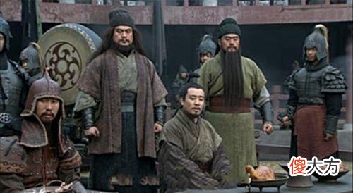 【历史故事】群雄逐鹿，三国分割天下，为何蜀汉更容易获得大众的喜爱？