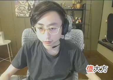 【游戏世界】德莱文五杀第一人！水晶哥玩艾希推水晶，被踢麻了直挠头