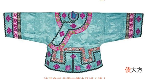 【历史故事】清宫剧里皇帝一开心就赏赐黄马褂，这到底是件什么样的衣服？