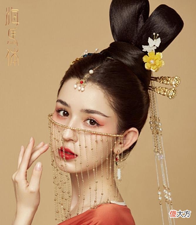 【爱历史】《美人谋，宦妃毒宠》他冷酷无情，喜怒无常，唯独对她像变了个人