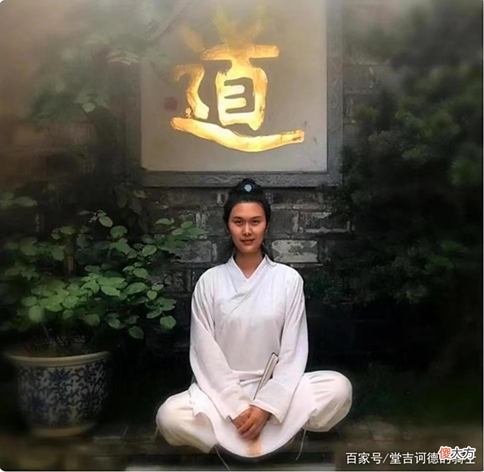 【历史故事】23岁女道士王熹贞，宣告自己即将羽化，近10万人围观，结局如何