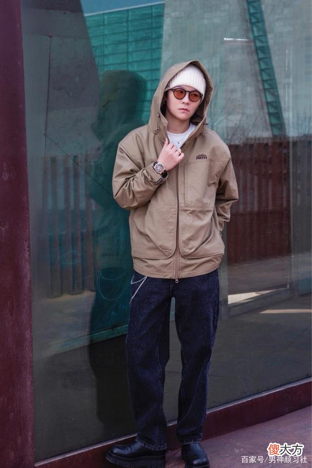 【就爱时尚】男生冬季如何搭配衣服才能更有质感？