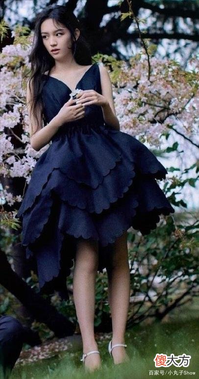【时尚一点】周也王鹤棣同框登时尚杂志，俊男美女拍时尚写真太飒了