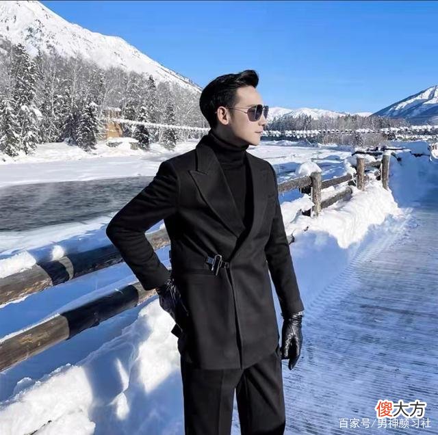 【就爱时尚】50岁的男人穿什么样的西服比较好看？