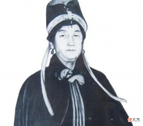 【历史故事】皇上暗中将宰相衣服烧个洞，一年过去发现洞还在，命人打开国库
