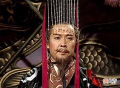 【历史故事】刘备称帝前后,官职最高的文臣、武将都是谁?看完唯独心疼赵云!