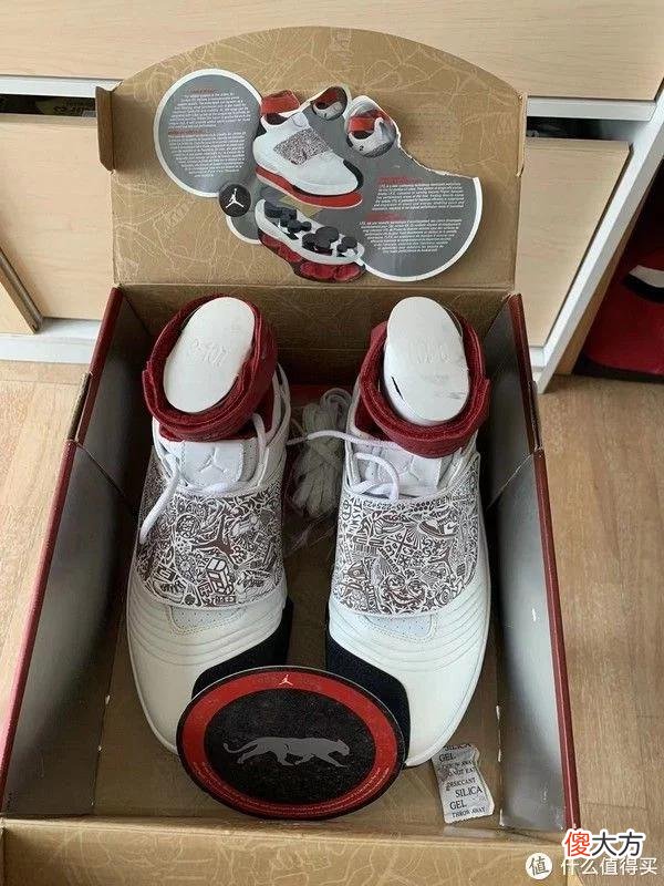 【时尚一点】实拍元年Air Jordan XX ！“腻风飞扬”心中最具情怀的100双篮球鞋，看会有多少能出现在2022年的618！篇四！