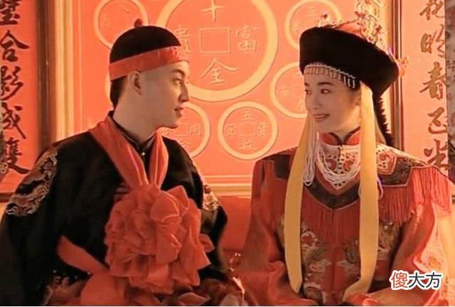 【历史故事】乾隆一生妃嫔和子女众多，他去世后妃嫔和子女又被嘉庆如何对待？
