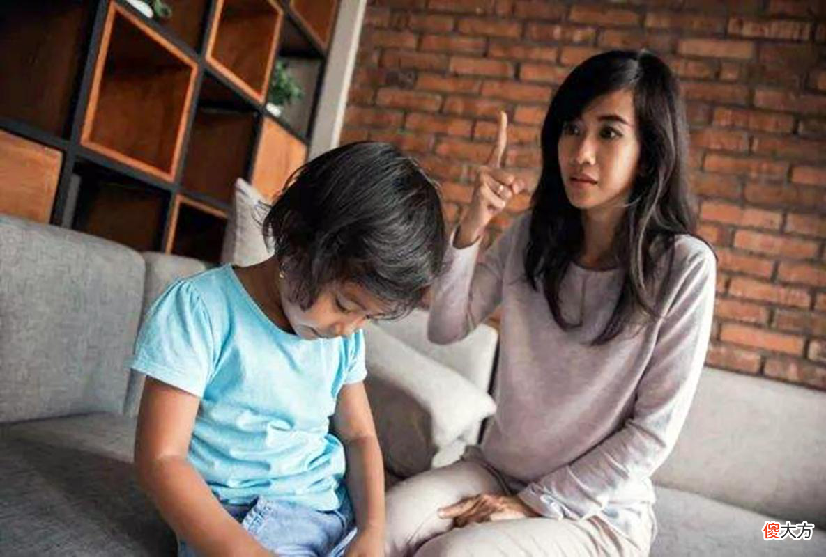 “你问这干什么？”父母常挂在嘴边无意识的几句话，很伤孩子自尊