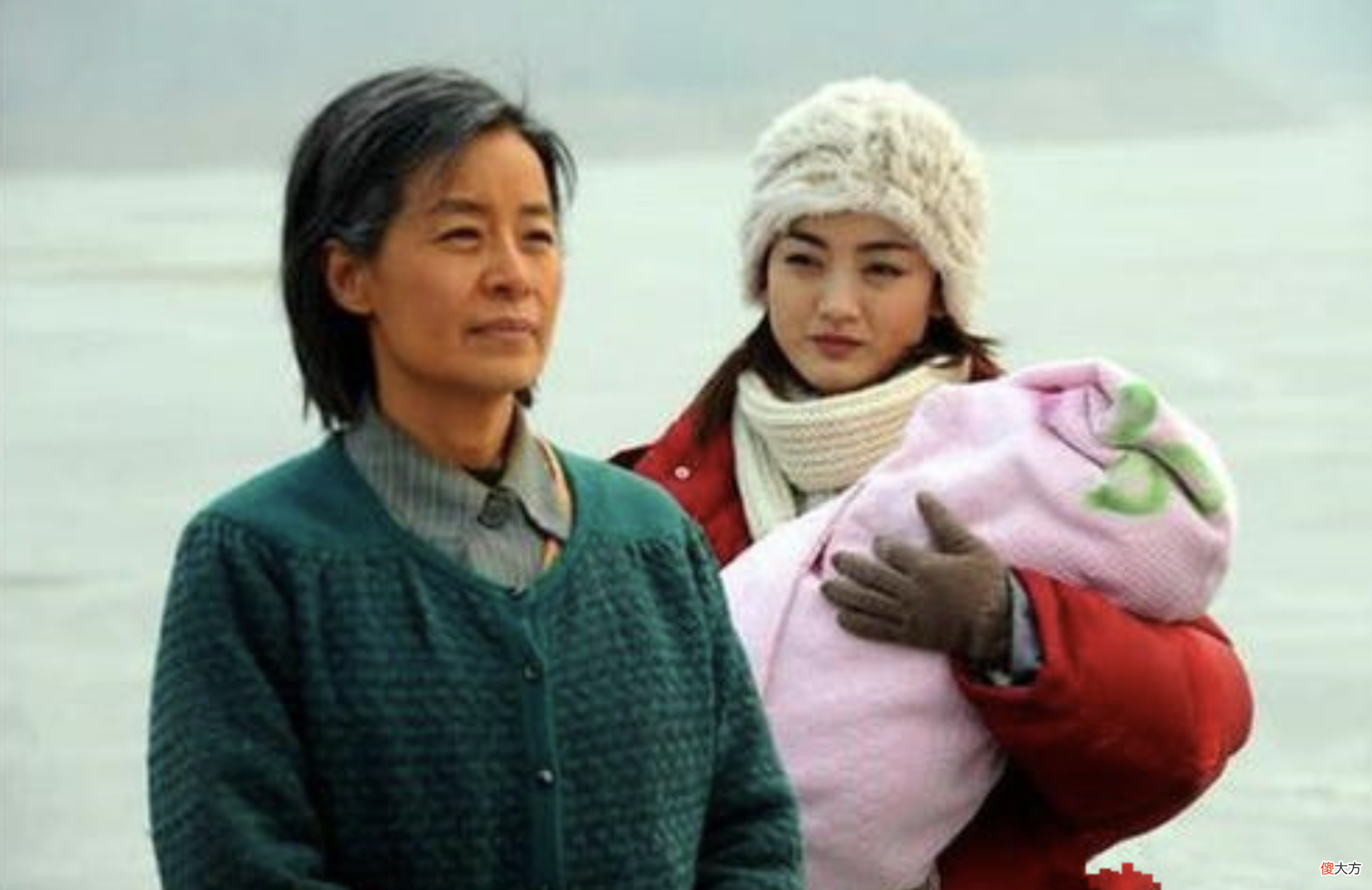 “再有时间精力，也别帮女儿带娃”，老人含泪控诉，获得众人认同