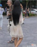 【时尚一点】复古荷叶边青春有活力，长发飘飘，女神气质十足