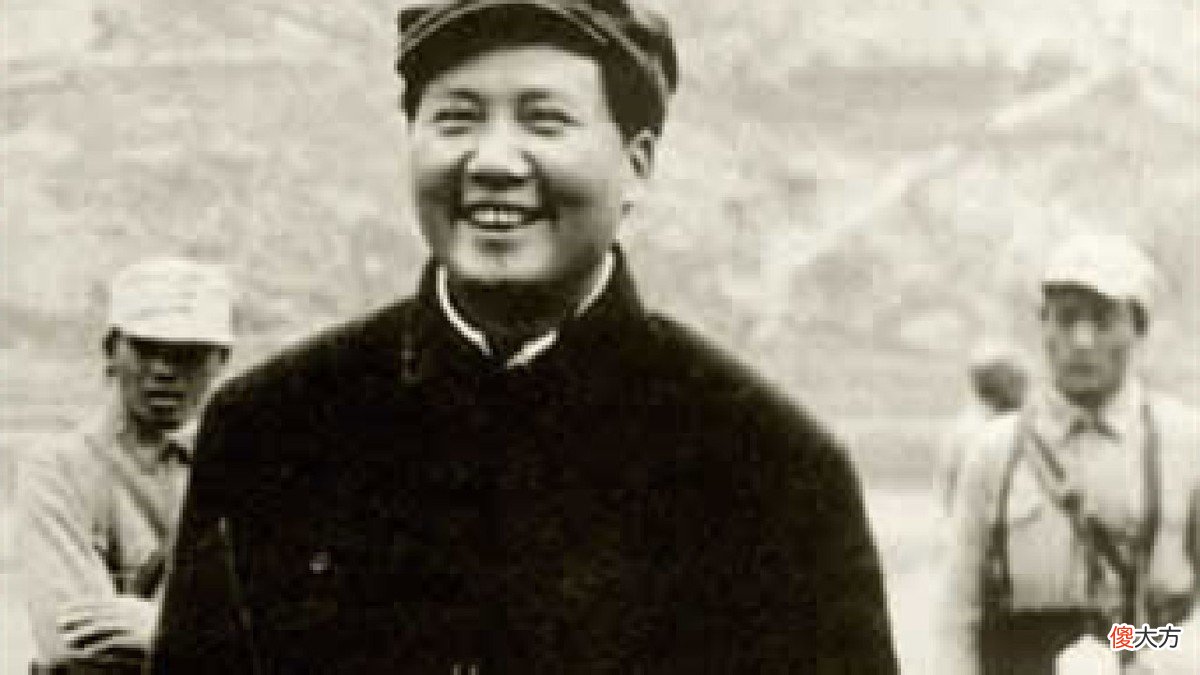 【爱历史】1955年，一农民朝毛主席专列丢石头，被抓后下场如何？