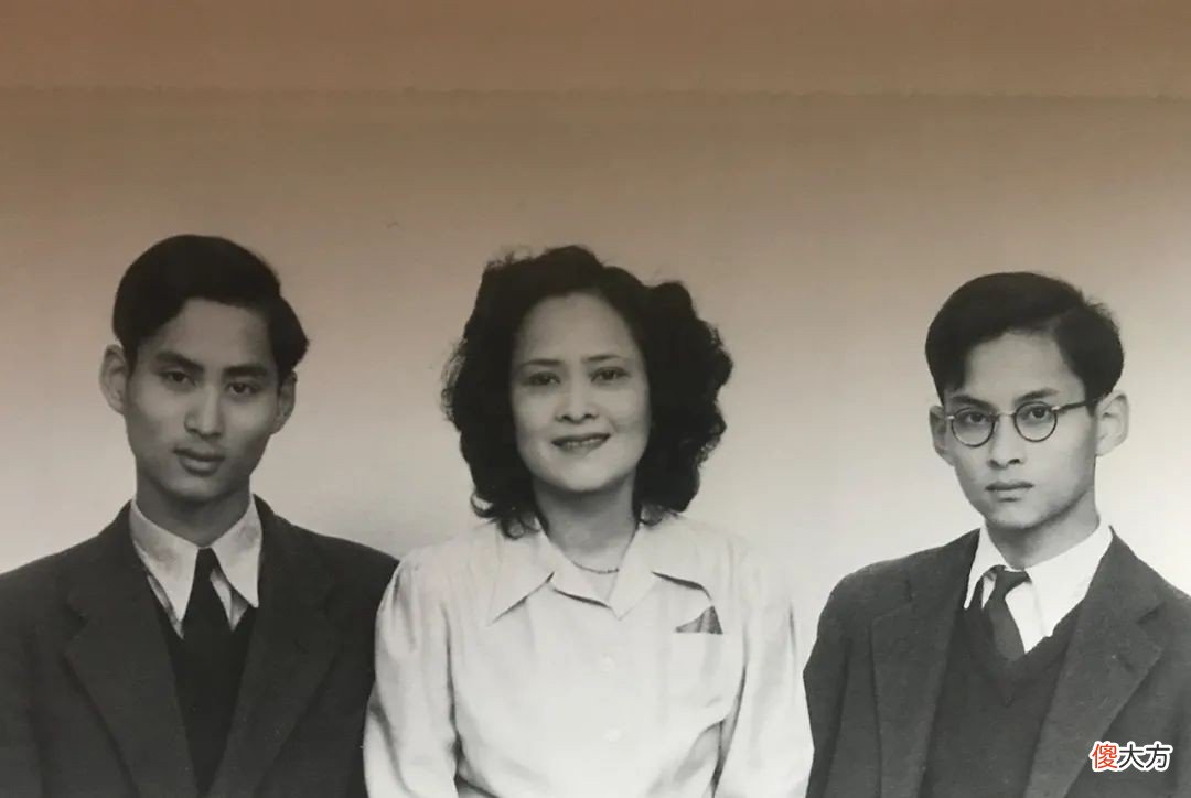 【历史故事】1985年，独占后宫的诗丽吉带儿子参加情人葬礼，惹得泰王很生气