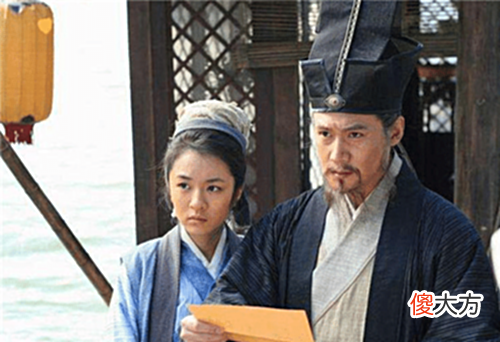 【历史故事】司马光砸缸,你知道救出的那个孩子是谁吗?难怪语文老师从来不提