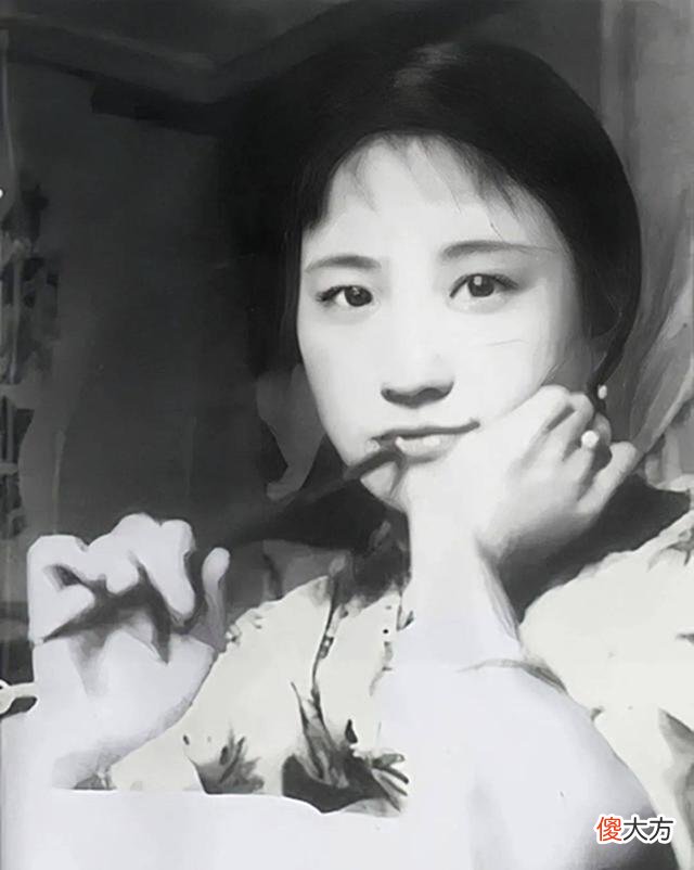 【历史故事】豪门出身，起点极高的陆小曼，却把一手好牌打得稀烂
