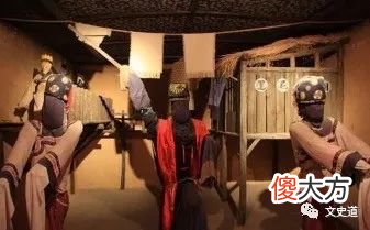 【爱历史】揭秘湘西“赶尸”之谜：流传了几百年，为何如今消失了？