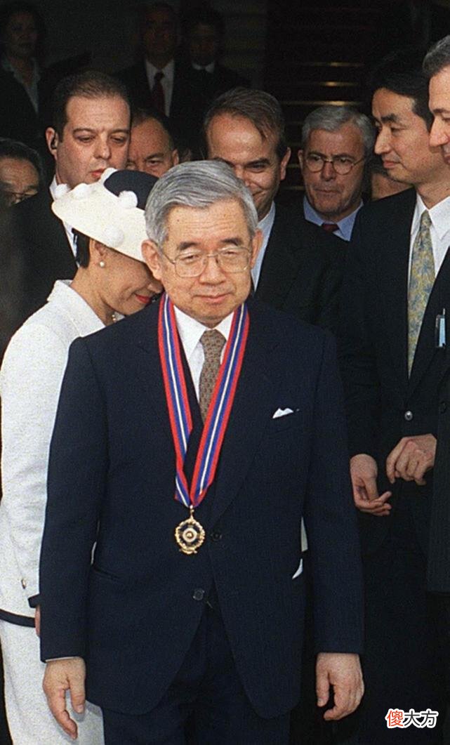 【历史故事】日本皇室遇继承危机？第三代只有1名继承人爱子嫡公主或有机会